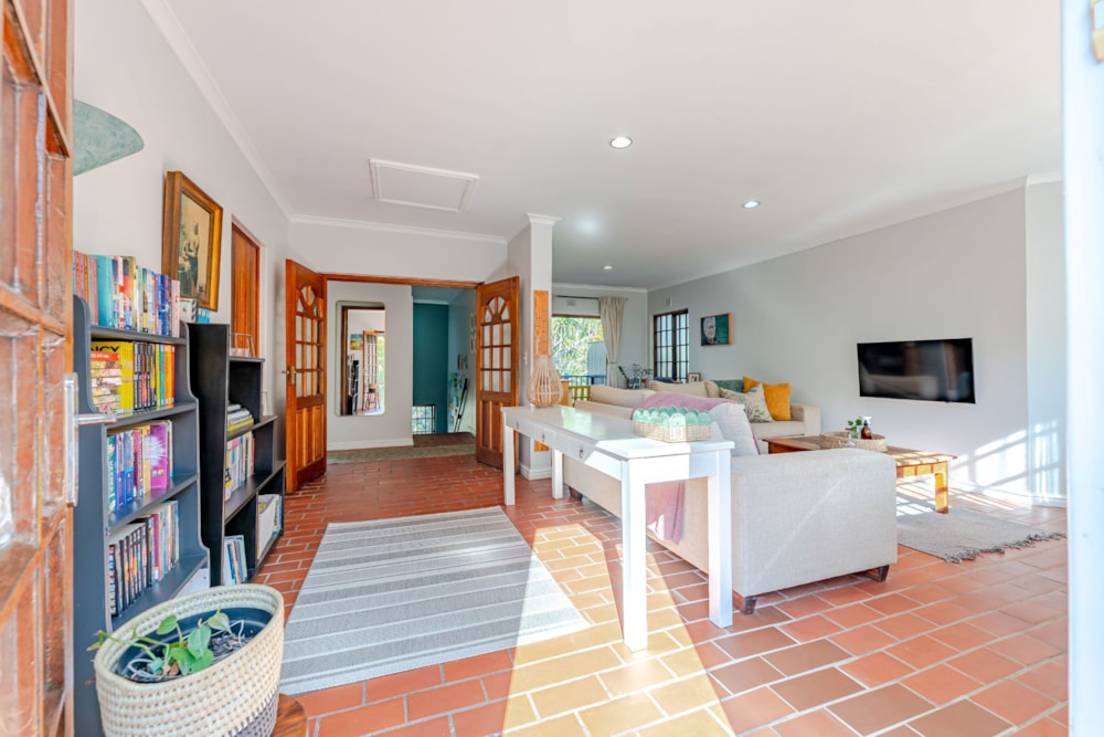 Townhouse for sale in Gillitts - 1KF1751345