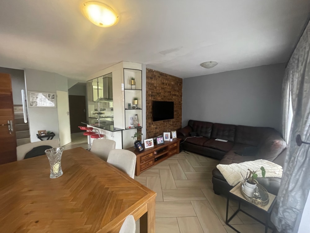 House for sale in Highveld, Centurion - CN1748251 House for sale in Highveld, Centurion - CN1748251