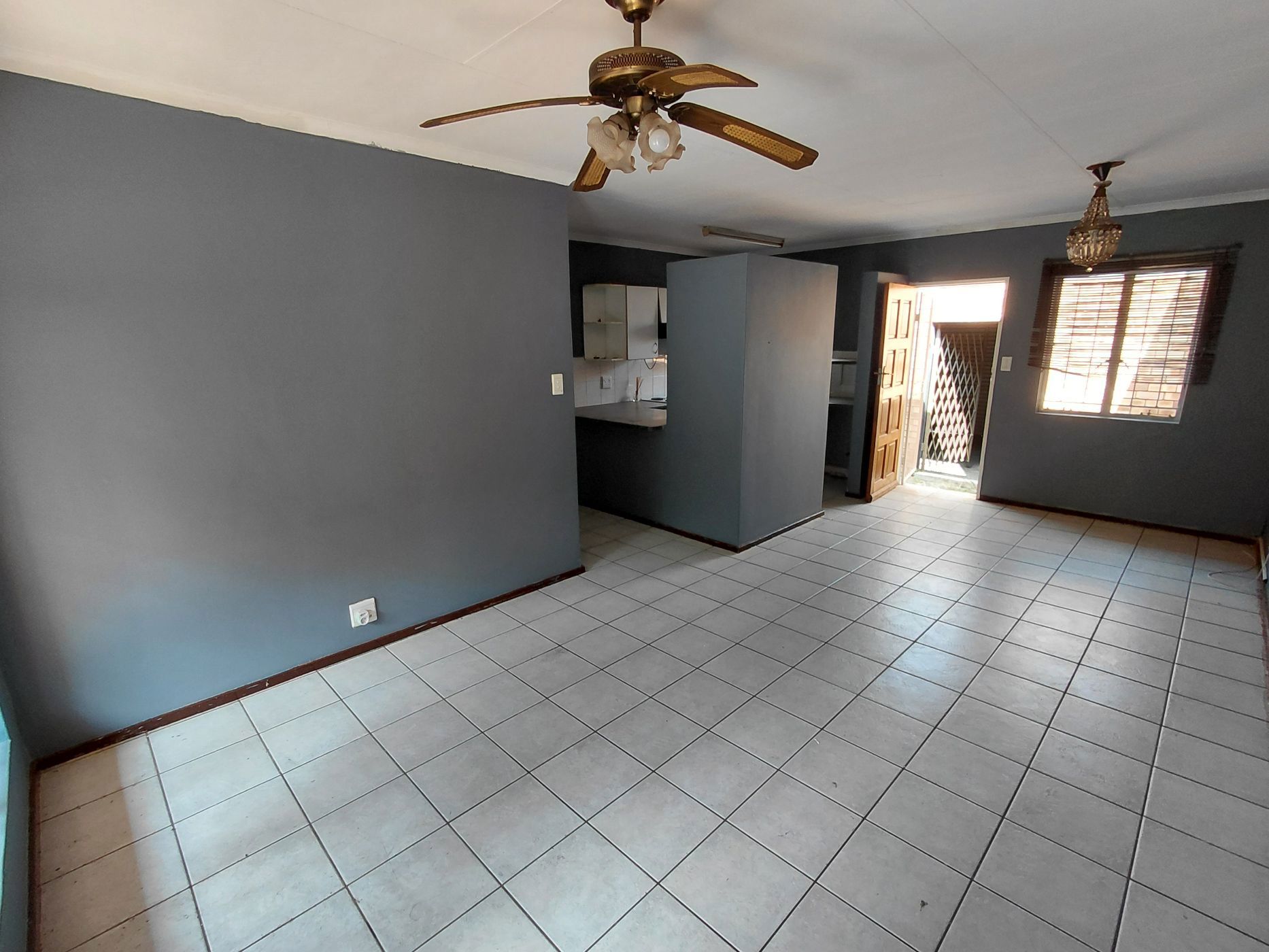 Townhouse for sale in Die Hoewes - CN1751747