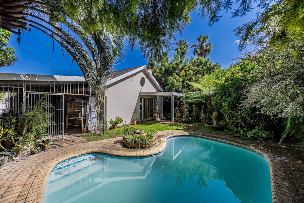 House for sale in Nahoon Valley Park - 1EZ1752643 House for sale in Nahoon Valley Park - 1EZ1752643