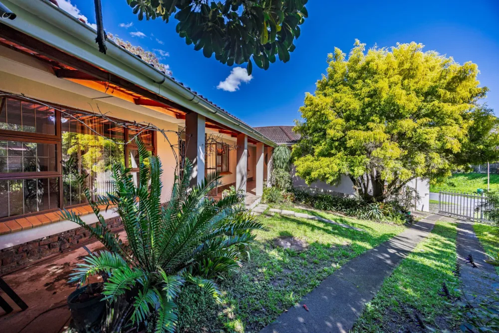 House for sale in Nahoon Valley Park - 1EZ1752643