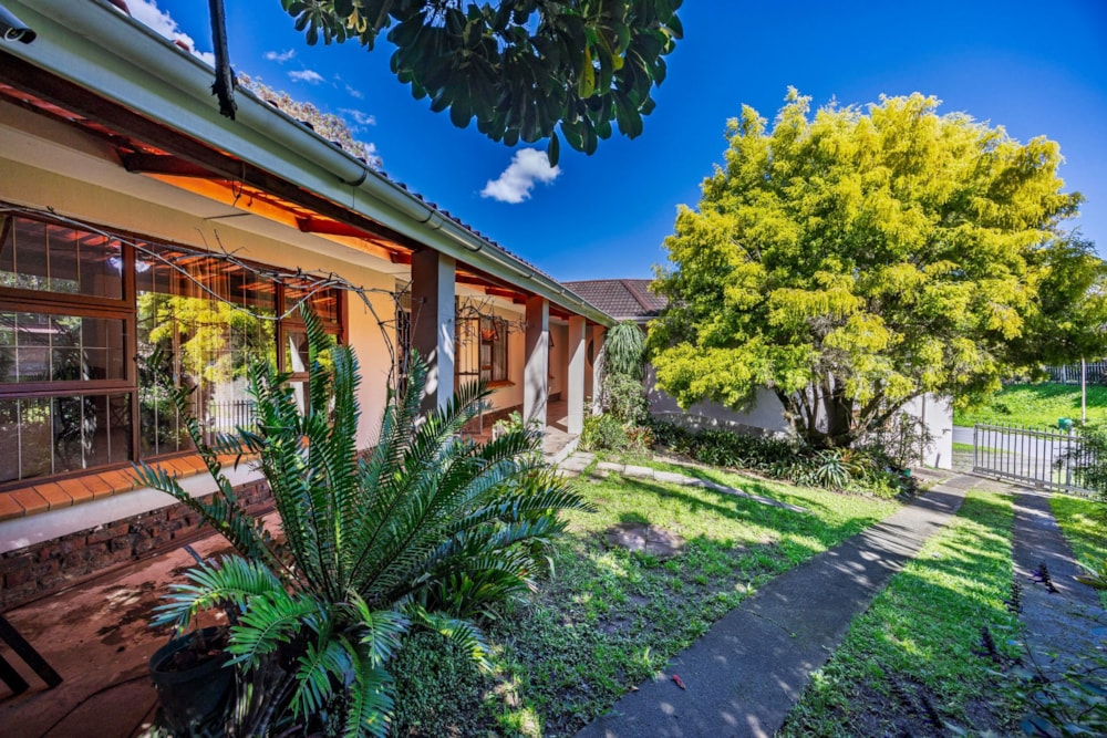 House for sale in Nahoon Valley Park - 1EZ1752643 House for sale in Nahoon Valley Park - 1EZ1752643
