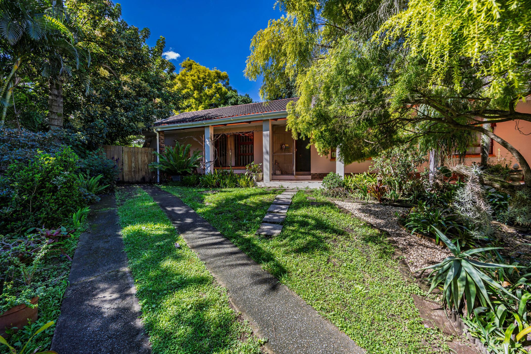 House for sale in Nahoon Valley Park - 1EZ1752643