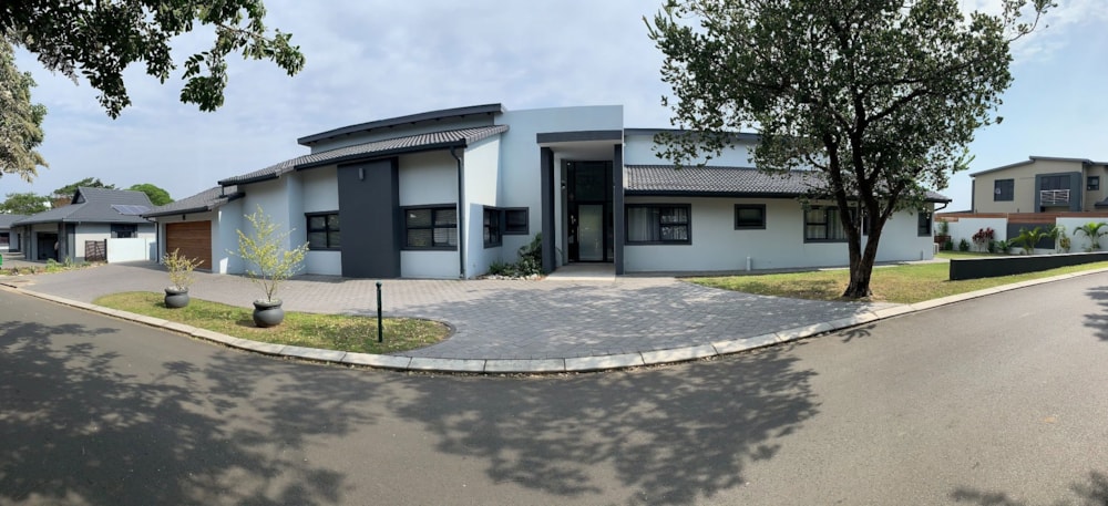House for sale in Mzingazi - 1RY1695818