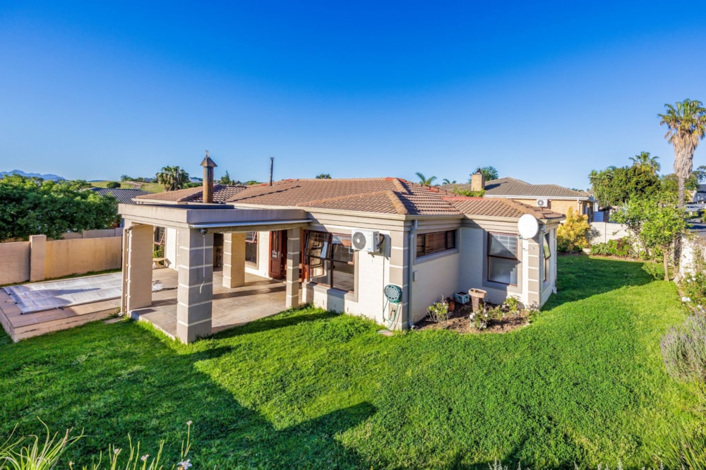 House for sale in Uitzicht, Durbanville - DBV1752303
