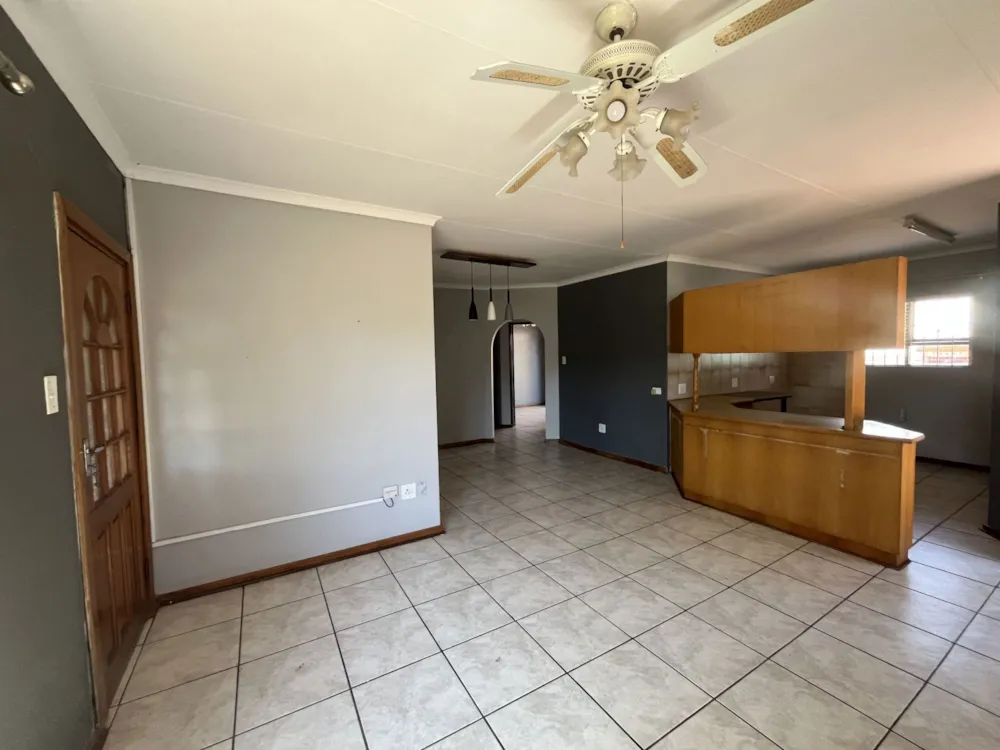Townhouse for sale in Langenhovenpark - 1BX1754707 Townhouse for sale in Langenhovenpark - 1BX1754707