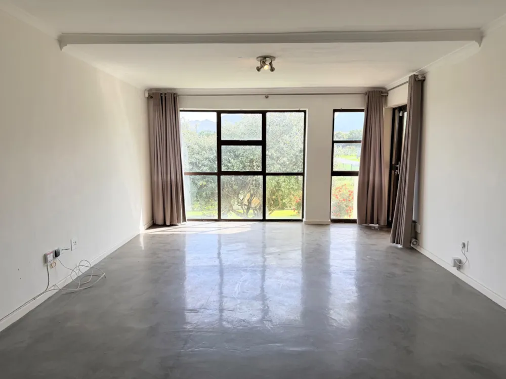 Apartment for sale in Kleinmond - KN1753267 Apartment for sale in Kleinmond - KN1753267