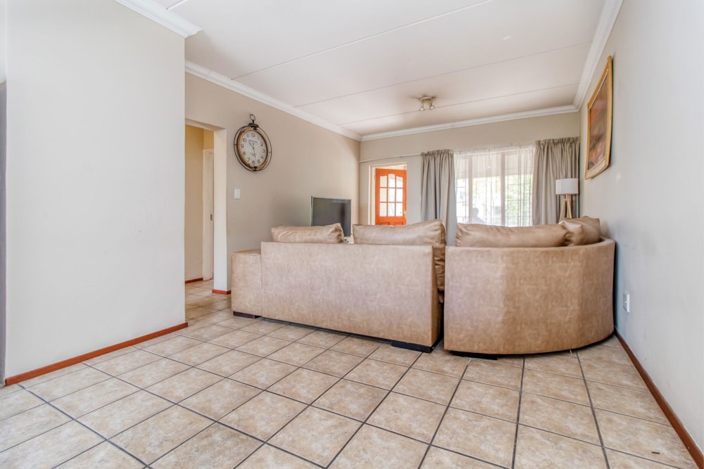 Apartment for sale in Sunninghill - FW1754113 Apartment for sale in Sunninghill - FW1754113