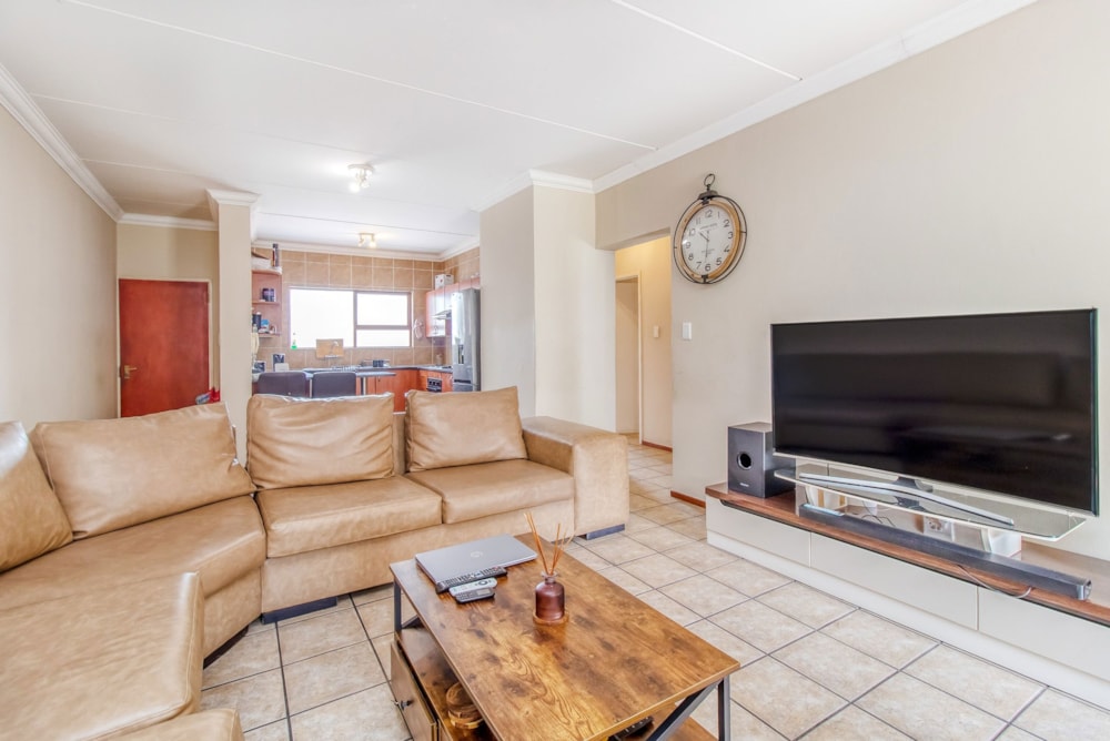 Apartment for sale in Sunninghill - FW1754113 Apartment for sale in Sunninghill - FW1754113