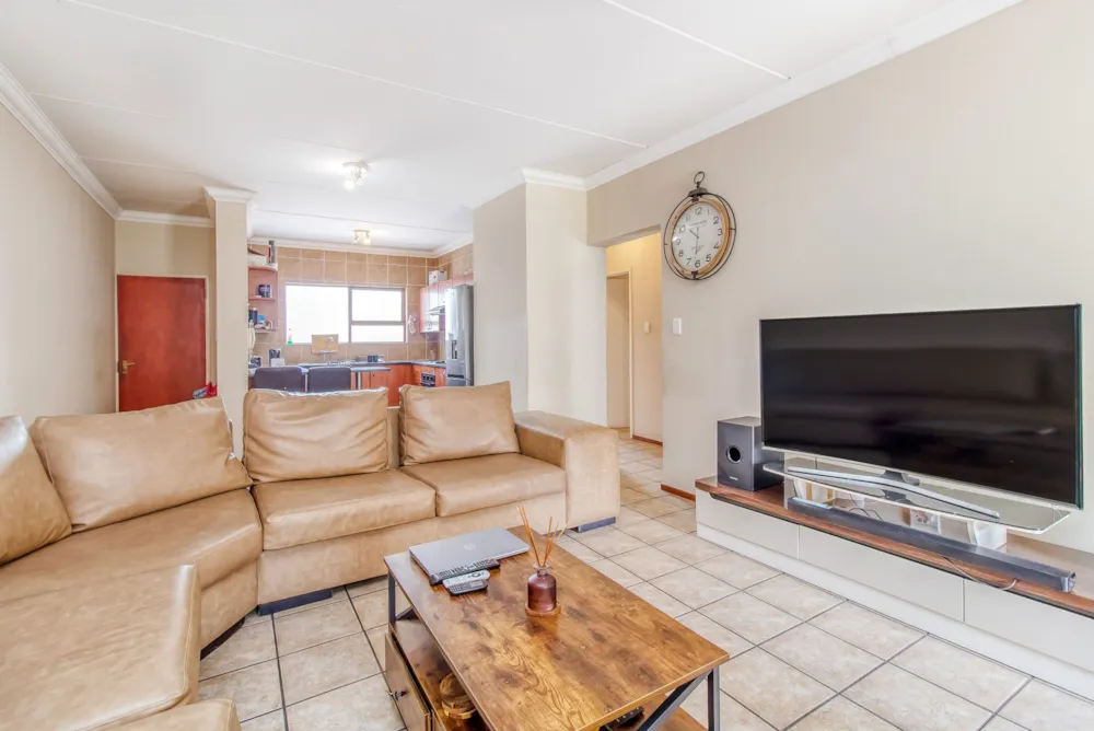 Apartment for sale in Sunninghill - FW1754113 Apartment for sale in Sunninghill - FW1754113
