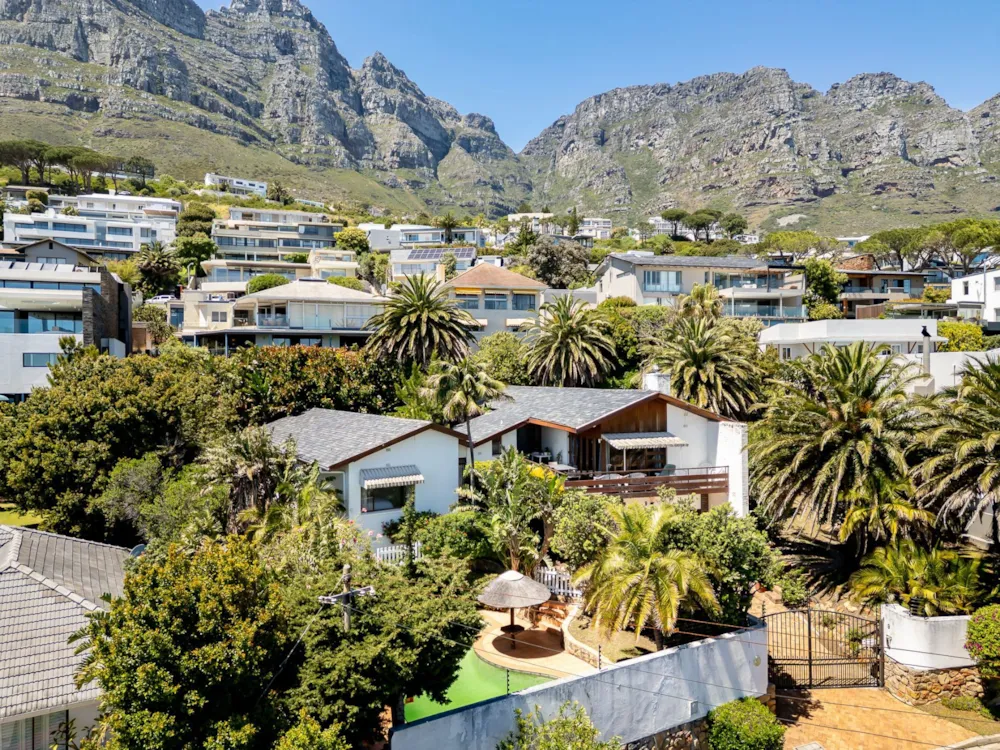 House for sale in Camps Bay - AS1755872 House for sale in Camps Bay - AS1755872