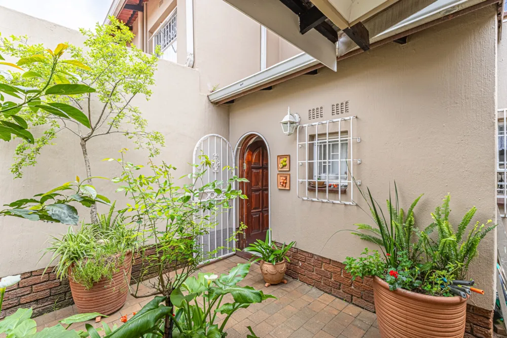 Townhouse for sale in Farrarmere - EN1754233 Townhouse for sale in Farrarmere - EN1754233