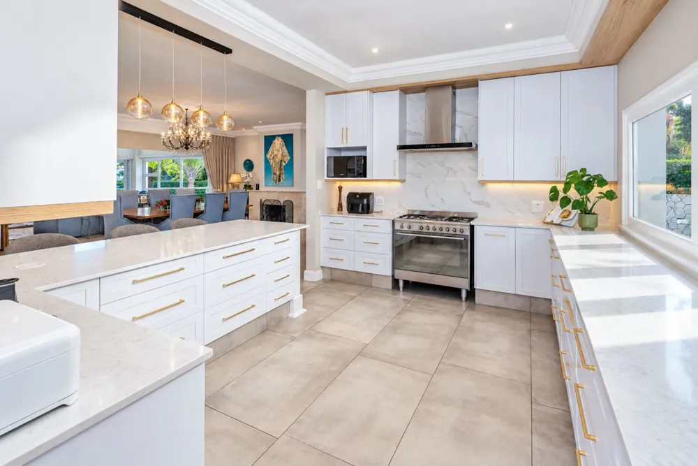 House for sale in Waterkloof, Pretoria East - PT1754180 House for sale in Waterkloof, Pretoria East - PT1754180