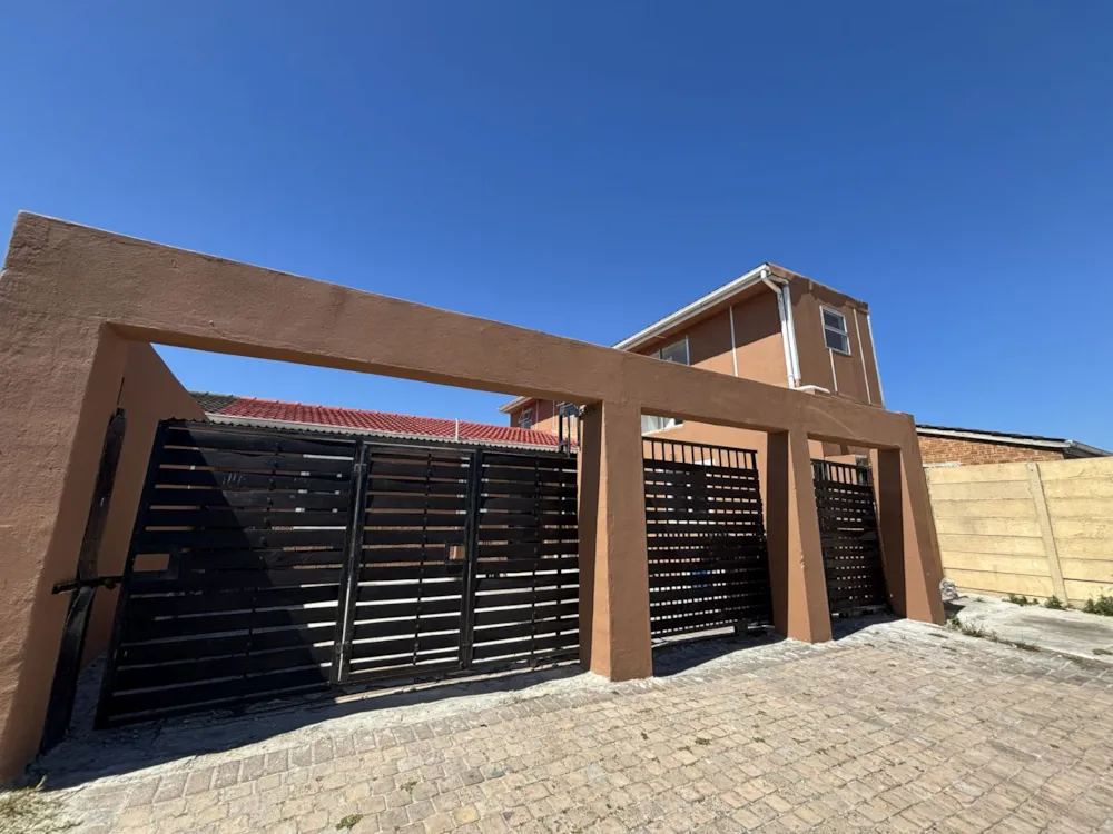 House for sale in Westridge, Mitchells Plain - 1MN1754990