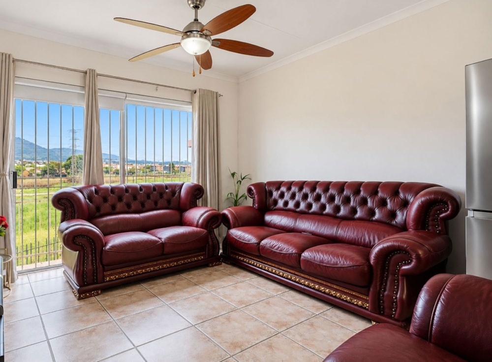Townhouse for sale in Wilgeheuwel - RAN1753169