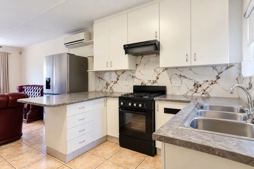 Townhouse for sale in Wilgeheuwel - RAN1753169