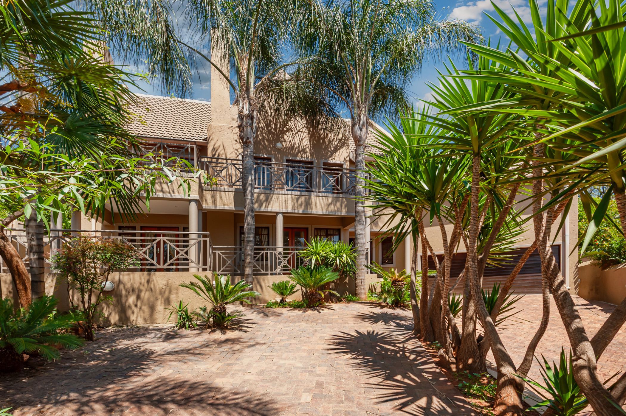 Double-storey cluster for sale in Bedfordview - BED1755623