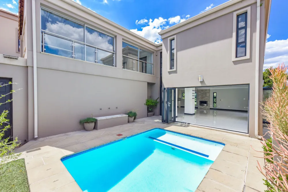 Cluster for sale in Bryanston - HP1754636 Cluster for sale in Bryanston - HP1754636