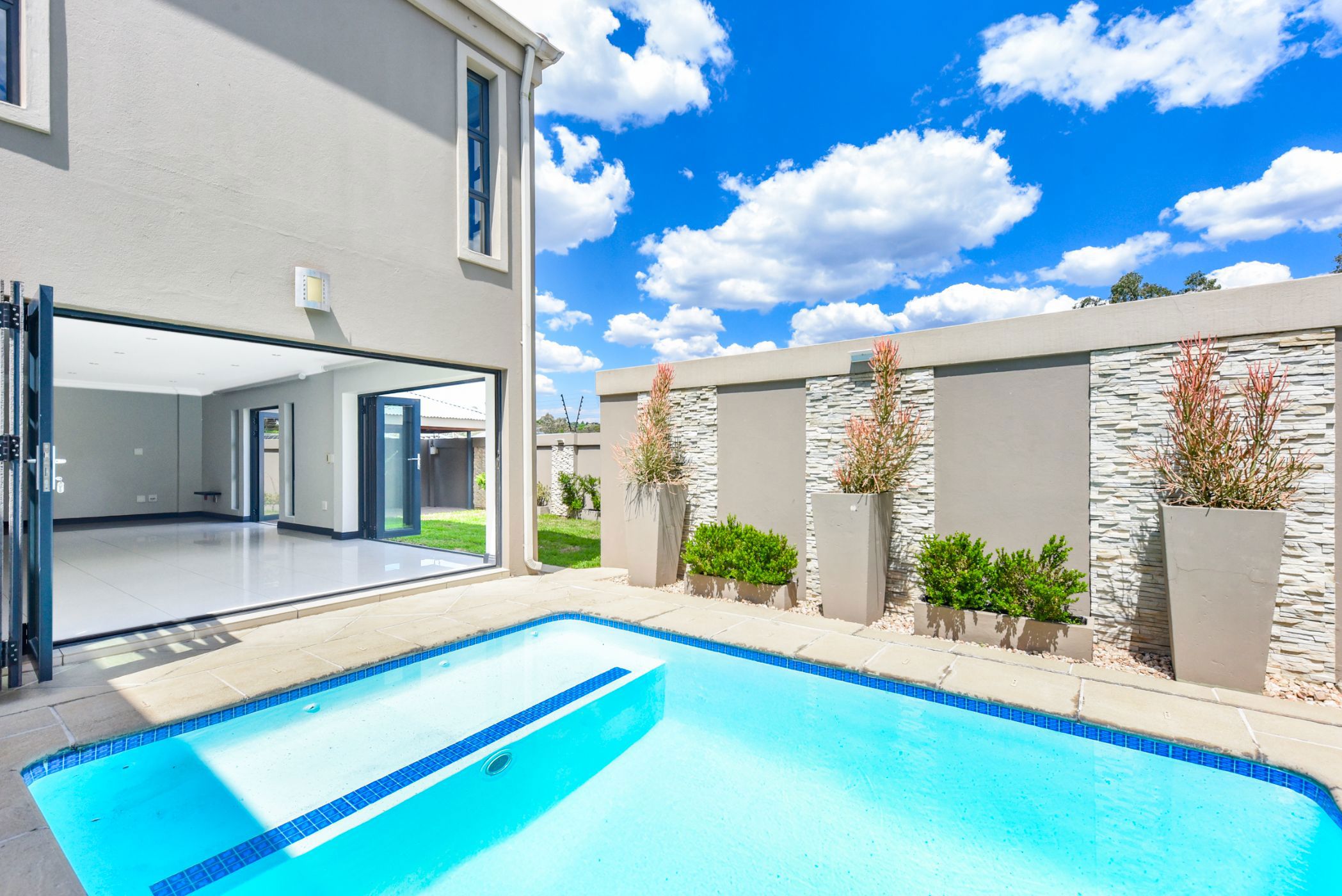 Cluster for sale in Bryanston - HP1754636