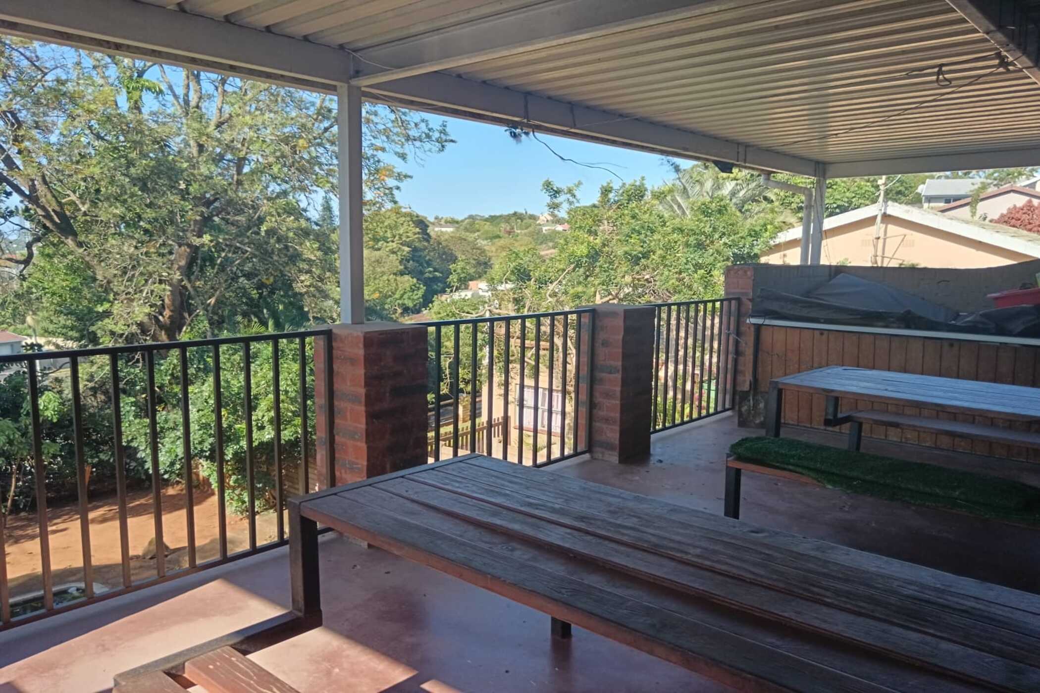 House for sale in Amanzimtoti - 1WB1755841