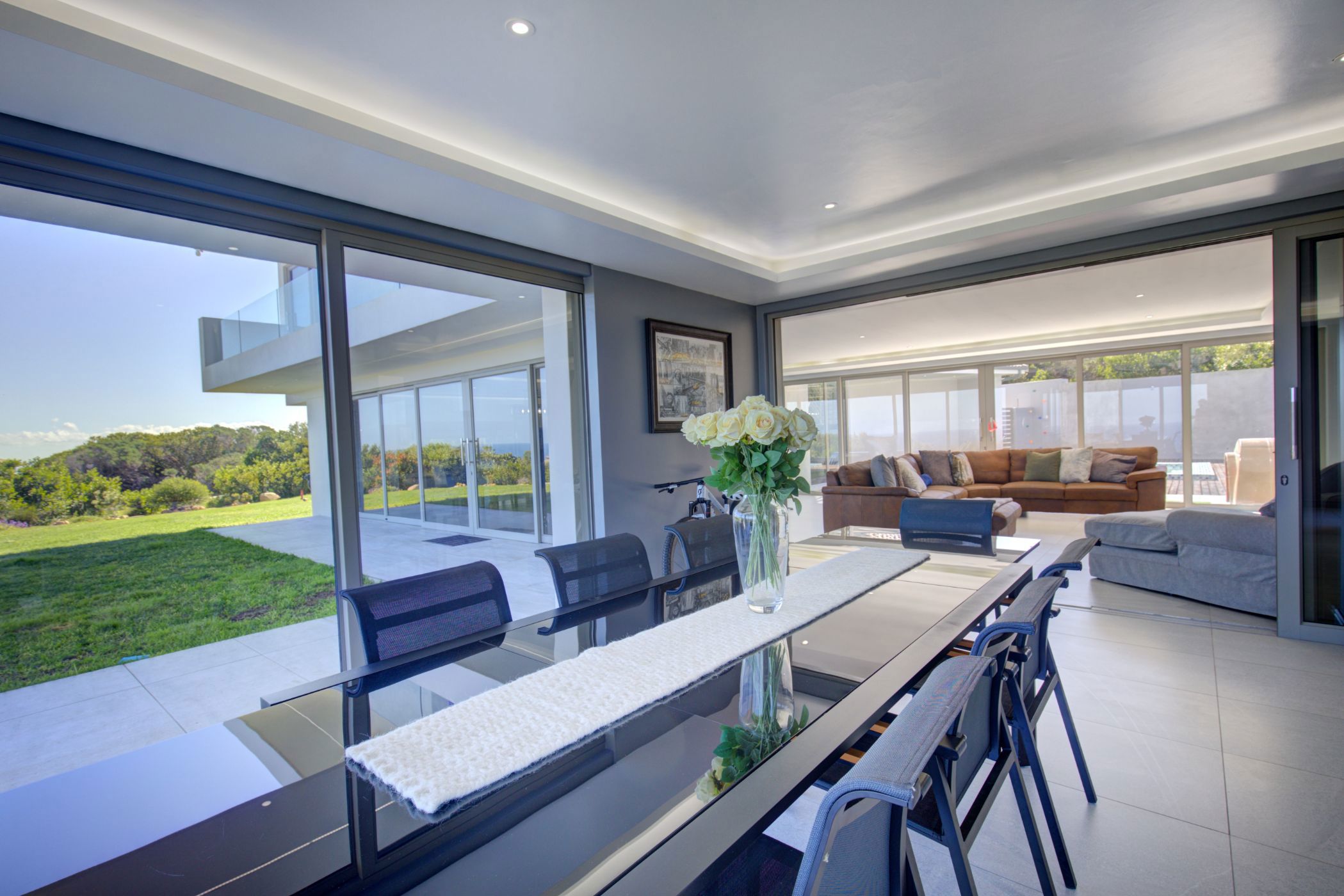 House for sale in Pinnacle Point Golf Estate - 1MB1754025