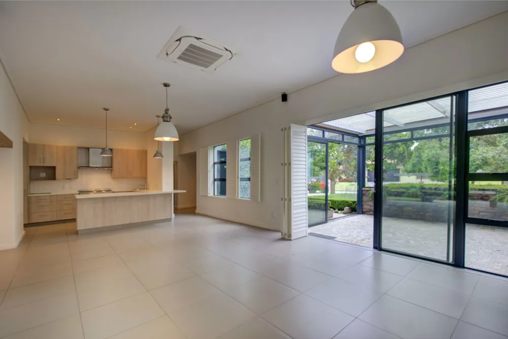Security estate home for sale in Earl's Court - GEO1755419 Security estate home for sale in Earl's Court - GEO1755419