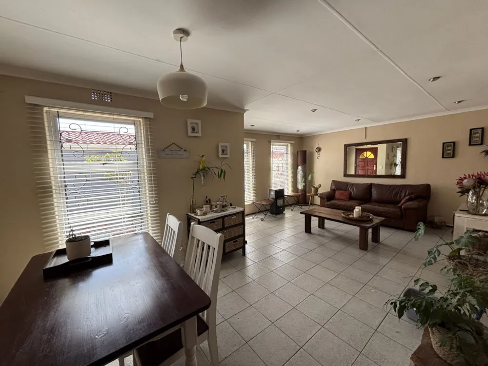 House for sale in Strandfontein, Cape Town - 1MN1754847 House for sale in Strandfontein, Cape Town - 1MN1754847