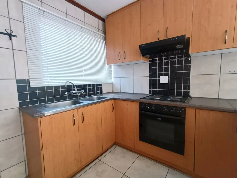 Townhouse to rent in Langenhovenpark - 1BX1754775 Townhouse to rent in Langenhovenpark - 1BX1754775