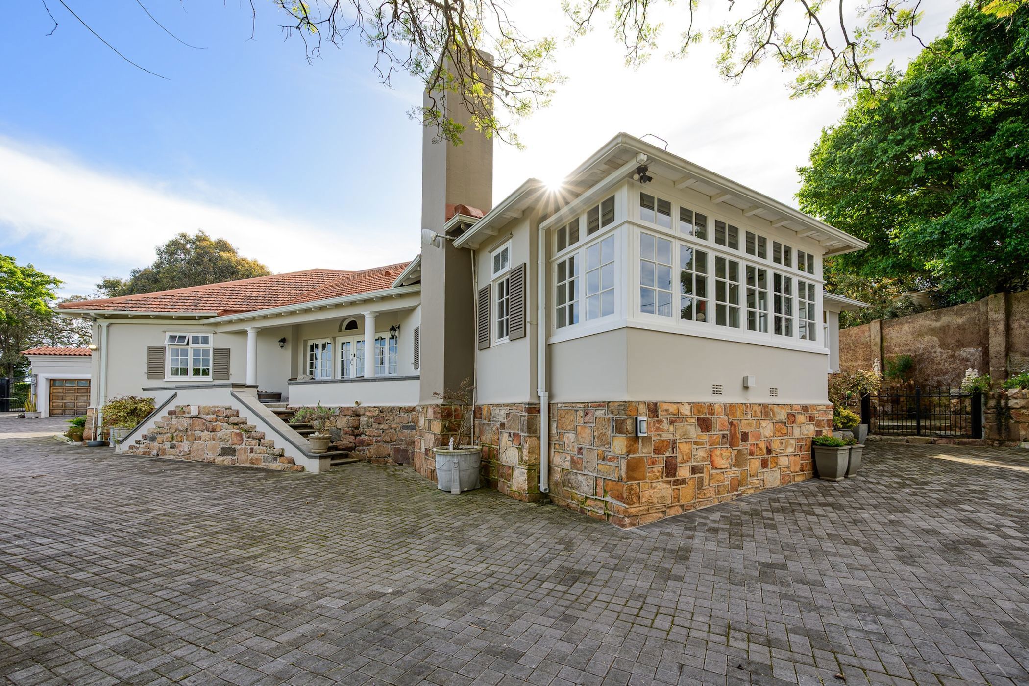 House for sale in Mill Park - 1PLZ1754375