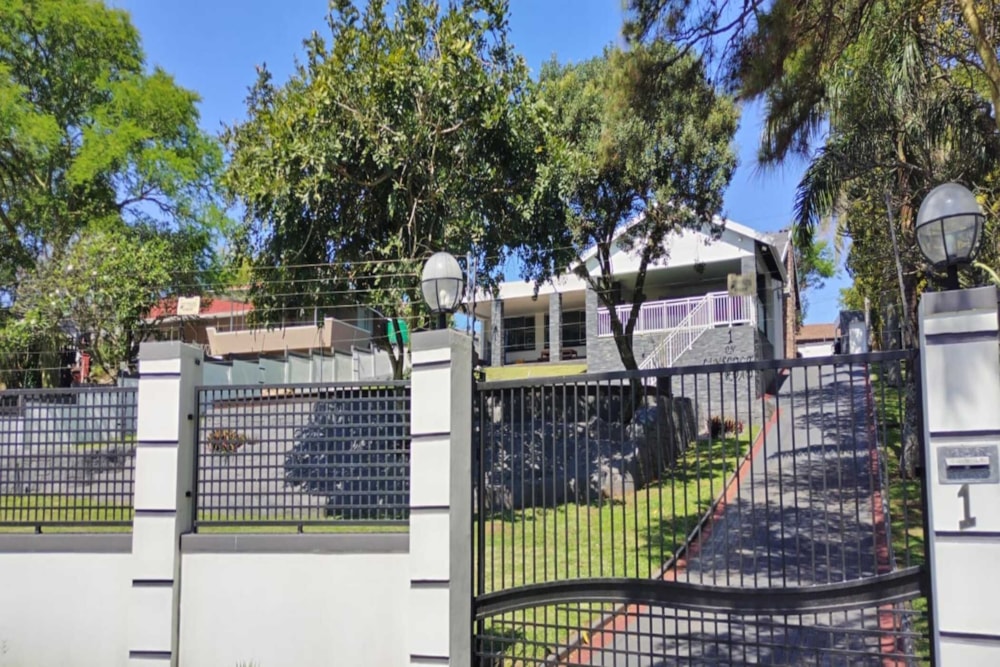 House for sale in Athlone Park - 1WB1754388