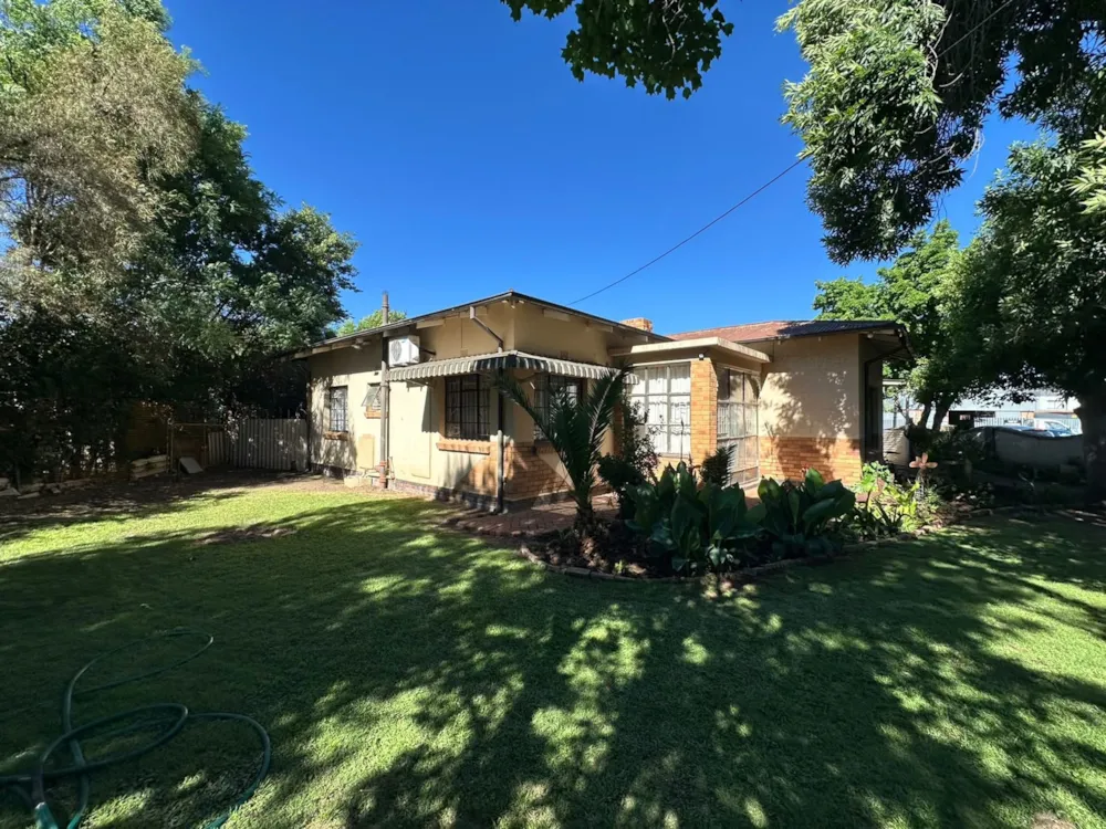 House for sale in Noordhoek, Bloemfontein - 1BX1756736 House for sale in Noordhoek, Bloemfontein - 1BX1756736