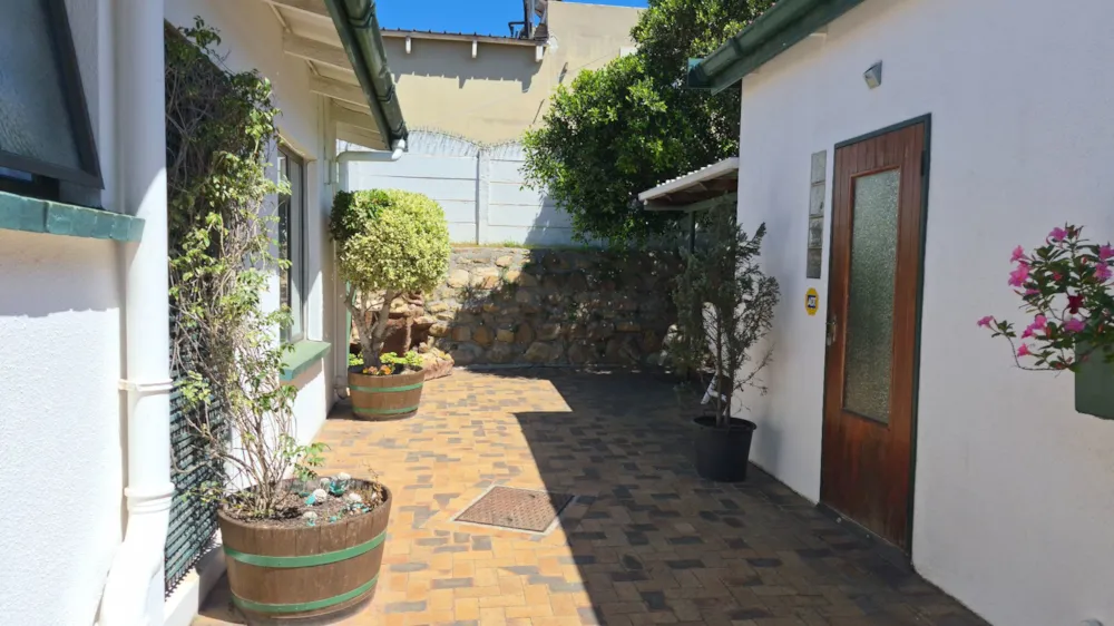 House to rent in Strand South - SWL1755358 House to rent in Strand South - SWL1755358