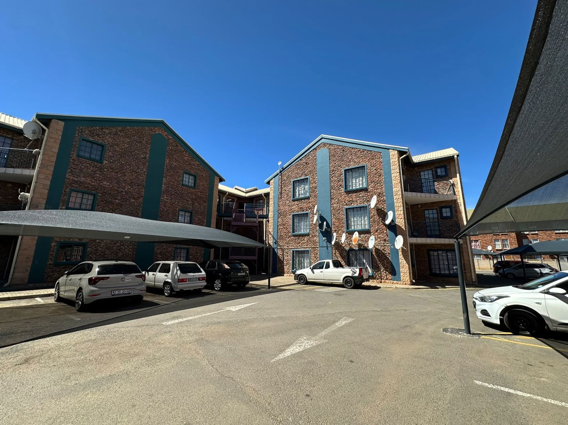 Apartment for sale in Willows - 1BX1756307