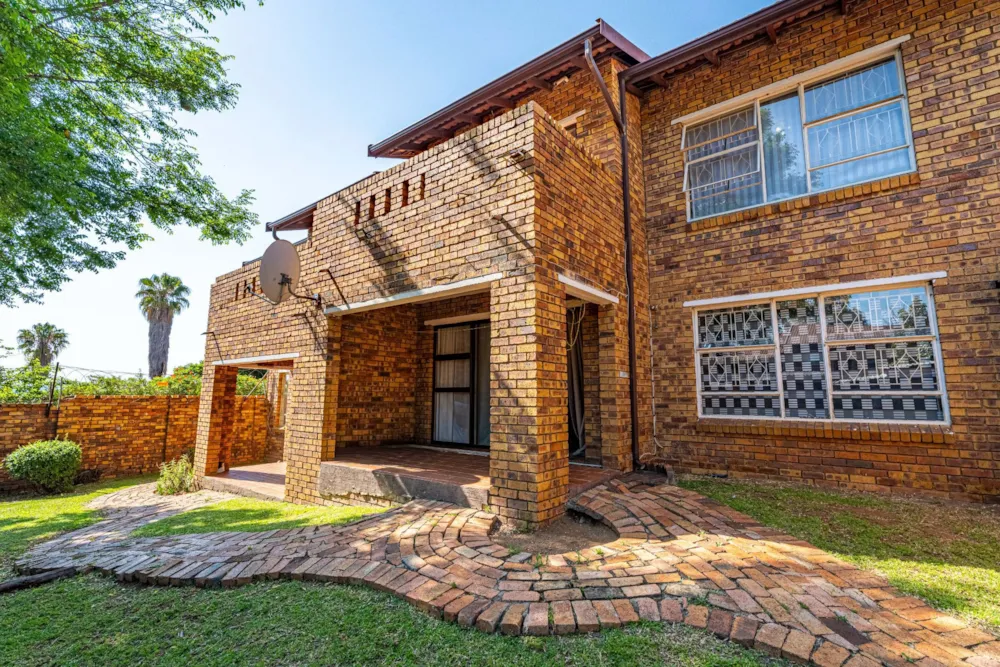 Apartment for sale in Buccleuch - HP1755863