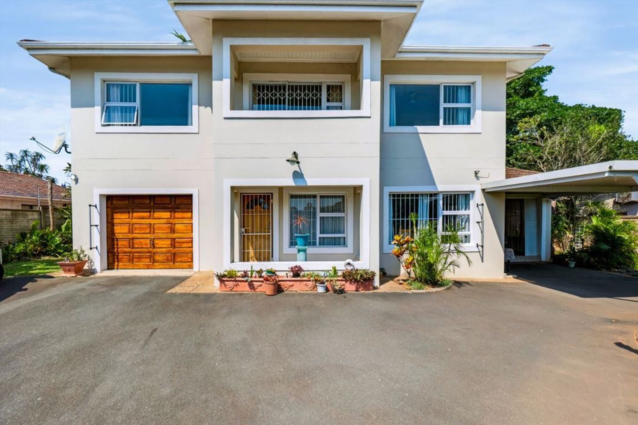 Townhouse for sale in Athlone Park - 1WB1756304