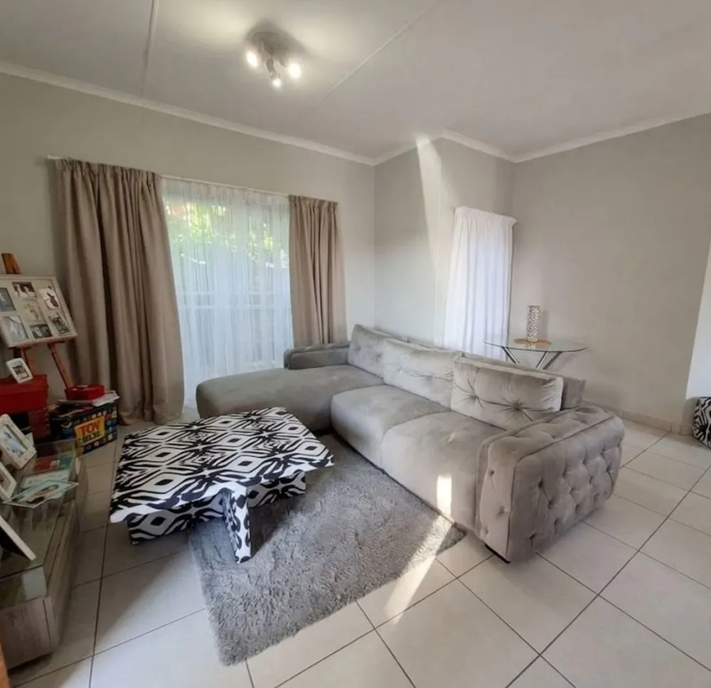 Townhouse for sale in Noordhoek, Bloemfontein - 1BX1755961 Townhouse for sale in Noordhoek, Bloemfontein - 1BX1755961