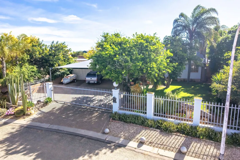 House for sale in Wesbank, Oudtshoorn - 1OU1755320 House for sale in Wesbank, Oudtshoorn - 1OU1755320