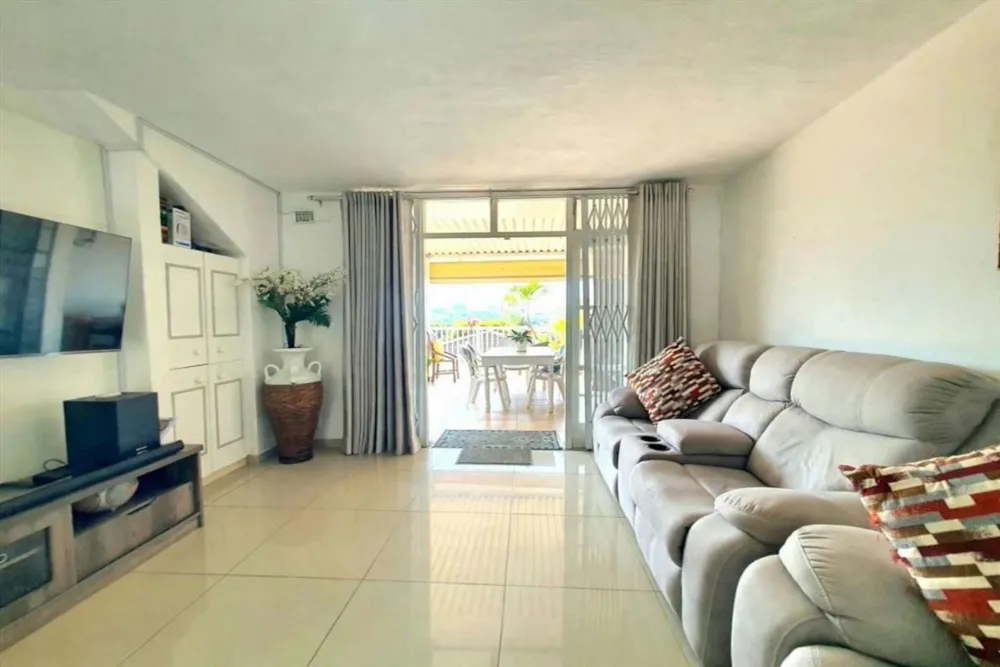 Apartment for sale in Amanzimtoti - 1WB1754842 Apartment for sale in Amanzimtoti - 1WB1754842