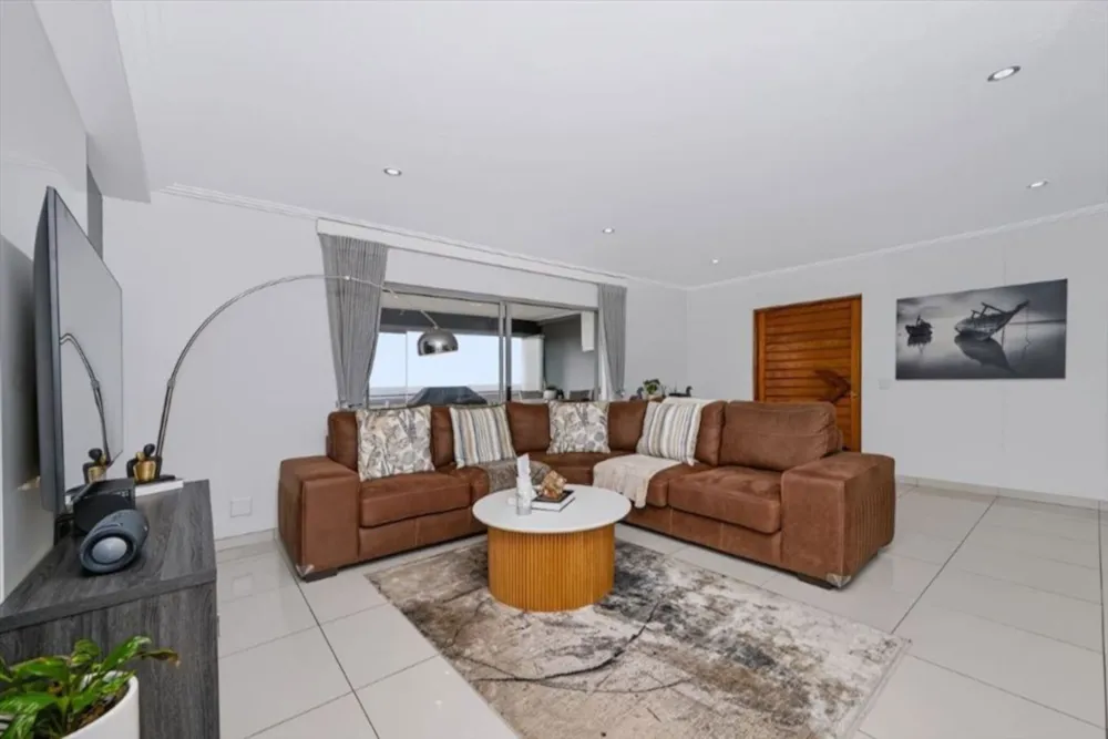 Apartment for sale in Amanzimtoti - 1WB1754836 Apartment for sale in Amanzimtoti - 1WB1754836