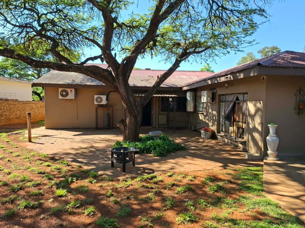House for sale in Schweizer-Reneke - 1KJ1754071