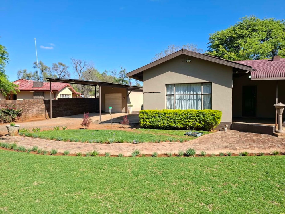 House for sale in Schweizer-Reneke - 1KJ1754071