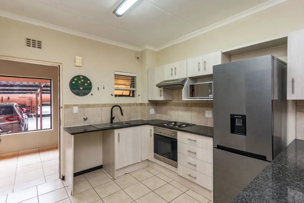 Apartment for sale in Featherbrooke Hills Retirement Village - 1KR1754273 Apartment for sale in Featherbrooke Hills Retirement Village - 1KR1754273