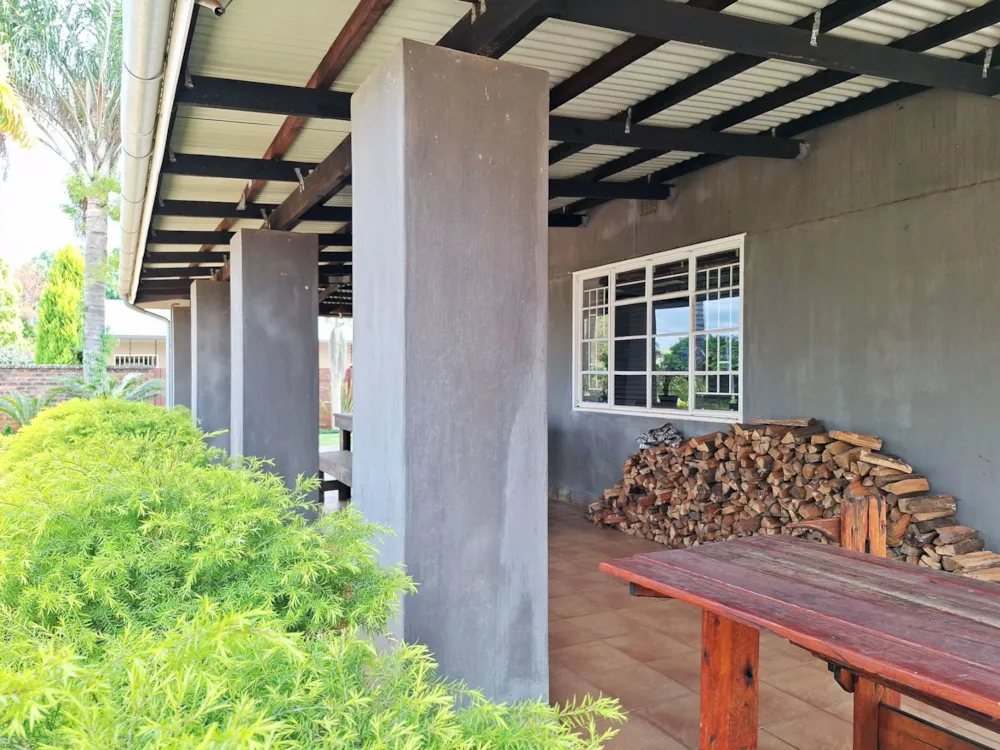 House for sale in Lydenburg (Mashishing) - 1LY1754343 House for sale in Lydenburg (Mashishing) - 1LY1754343