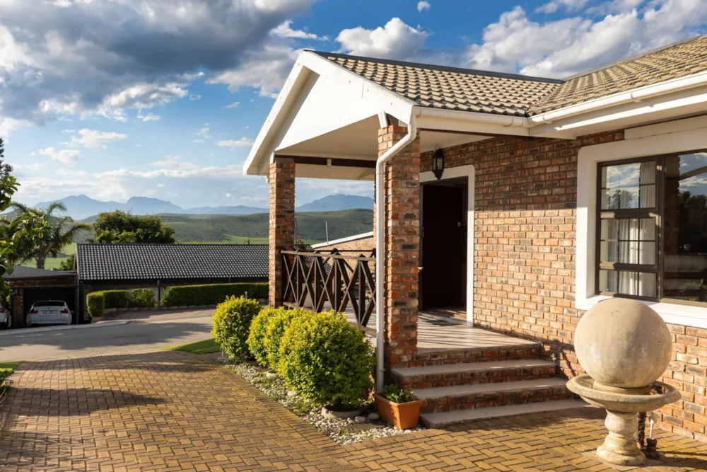 House for sale in Fraaiuitsig - 1MB1754575