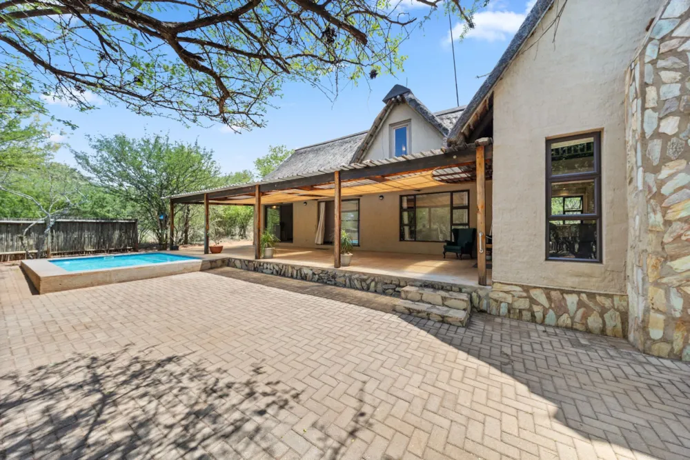 House for sale in Hoedspruit Wildlife Estate - 1HS1756607 House for sale in Hoedspruit Wildlife Estate - 1HS1756607