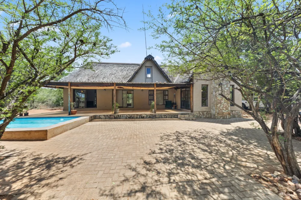 House for sale in Hoedspruit Wildlife Estate - 1HS1756607 House for sale in Hoedspruit Wildlife Estate - 1HS1756607