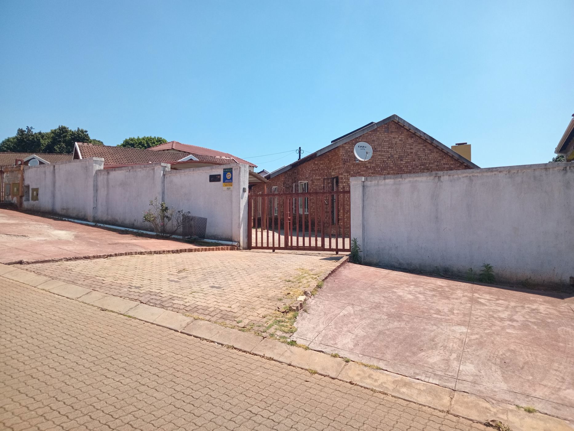 House to rent in Kingsview - 1WR1753614