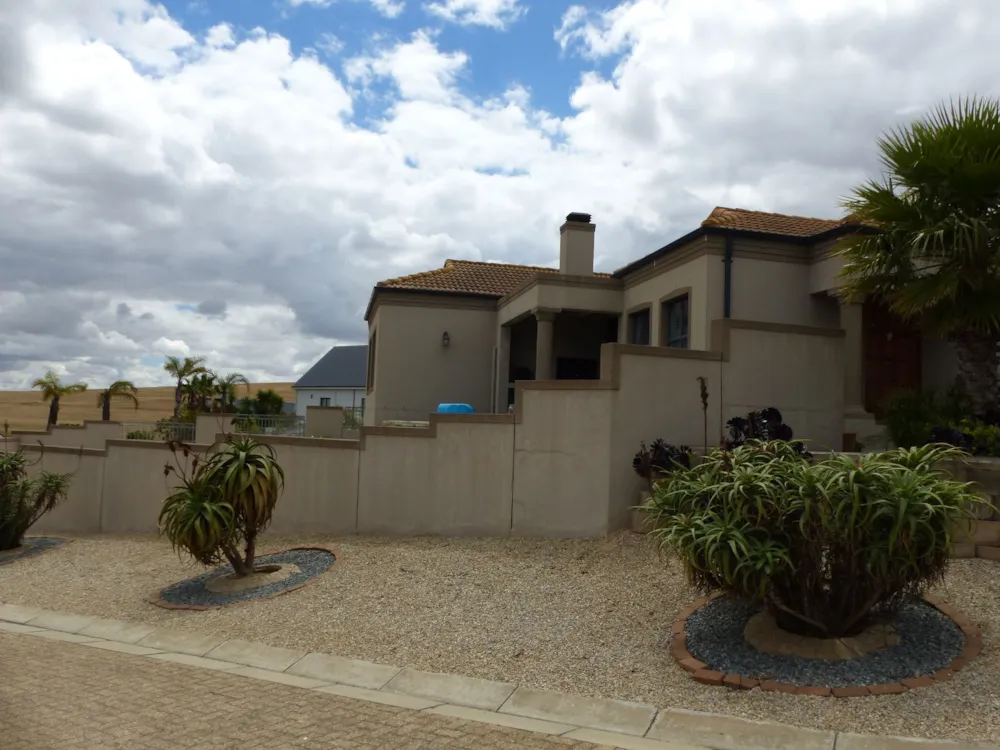 House to rent in Mount Royal Golf & Country Estate - 1SJ1754003 House to rent in Mount Royal Golf & Country Estate - 1SJ1754003