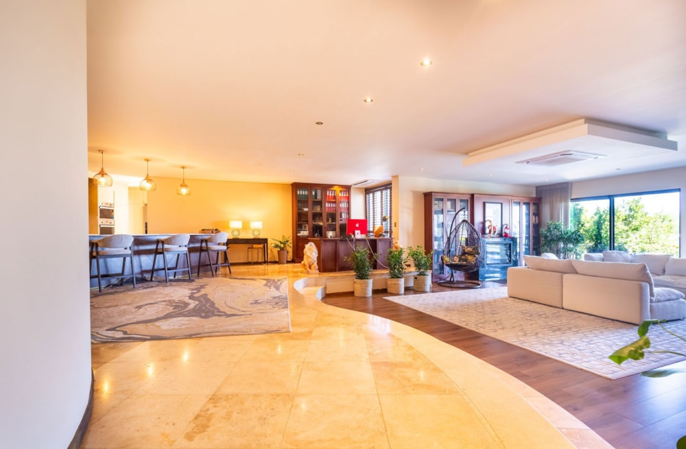 Apartment for sale in Camps Bay - AS1753930