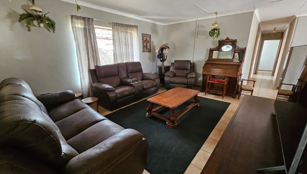 House for sale in Lydenburg (Mashishing) - 1LY1757076 House for sale in Lydenburg (Mashishing) - 1LY1757076